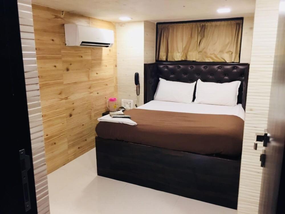 Hotel Qamar Мумбаї Екстер'єр фото