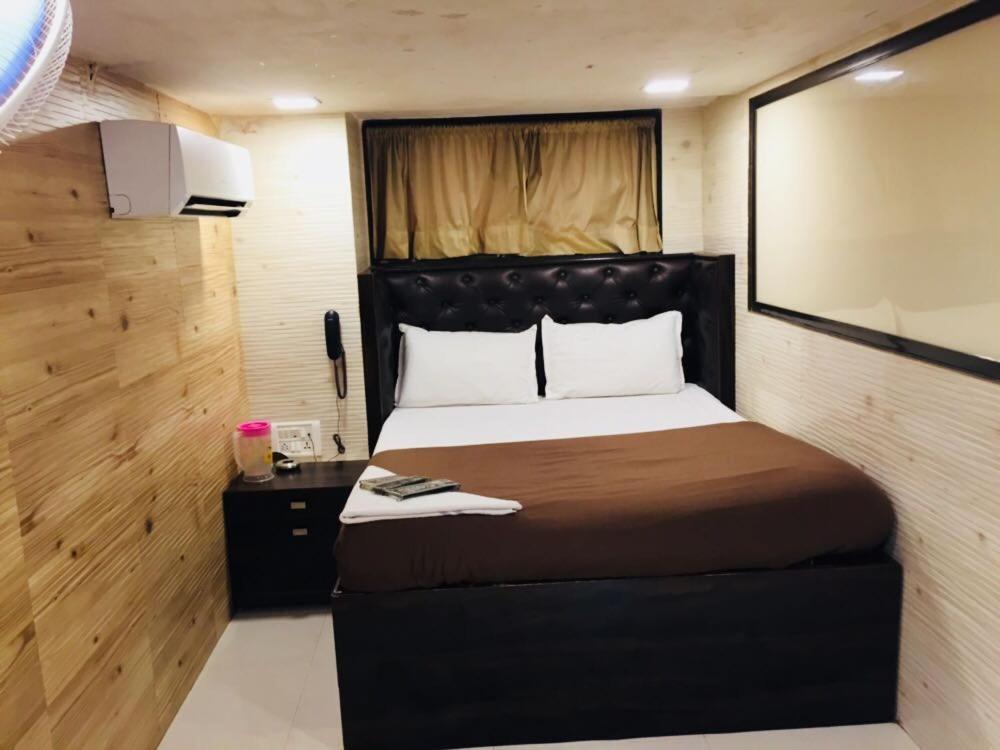 Hotel Qamar Мумбаї Екстер'єр фото