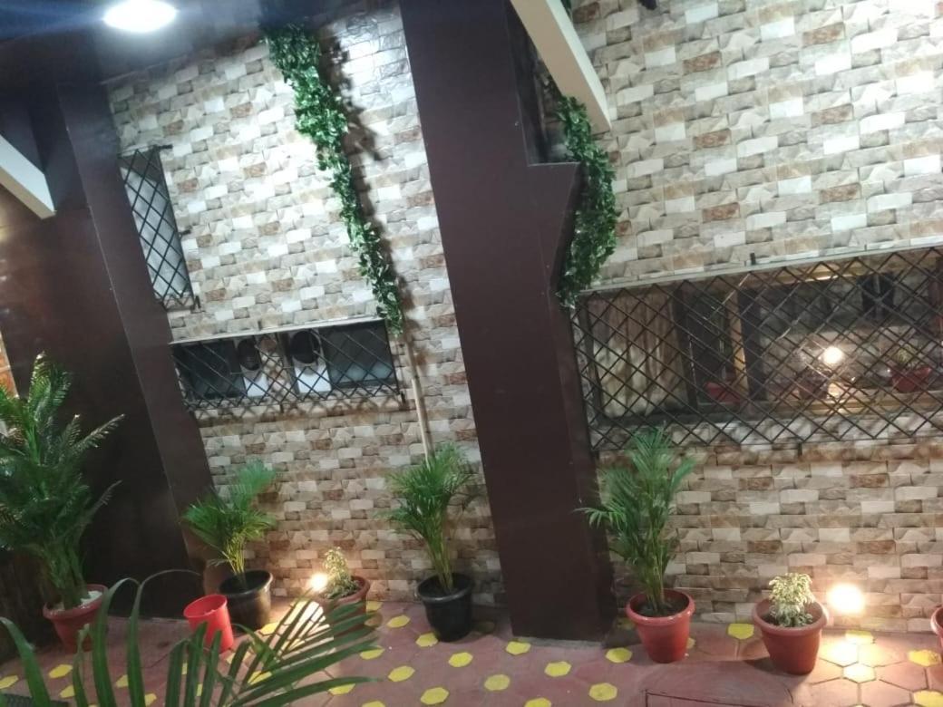 Hotel Qamar Мумбаї Екстер'єр фото
