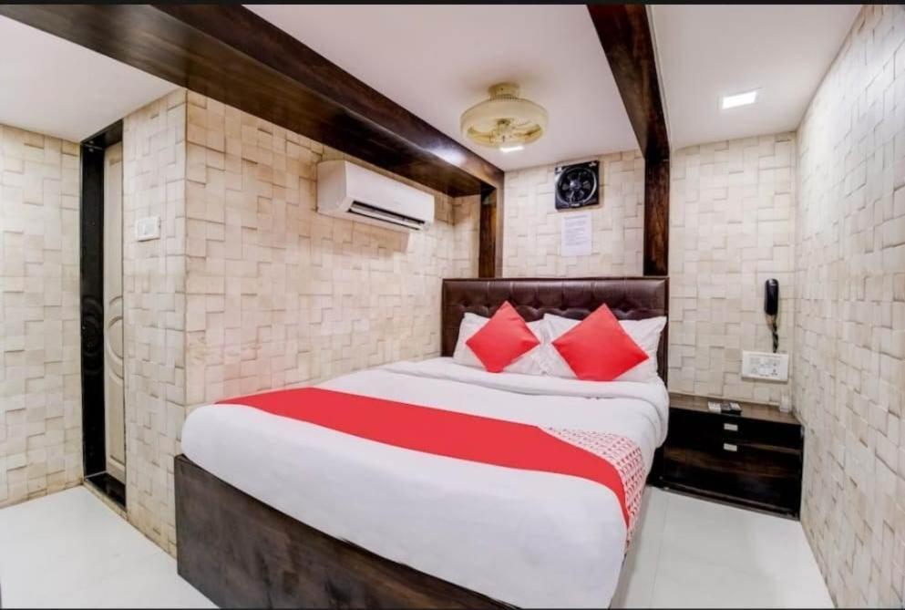 Hotel Qamar Мумбаї Екстер'єр фото