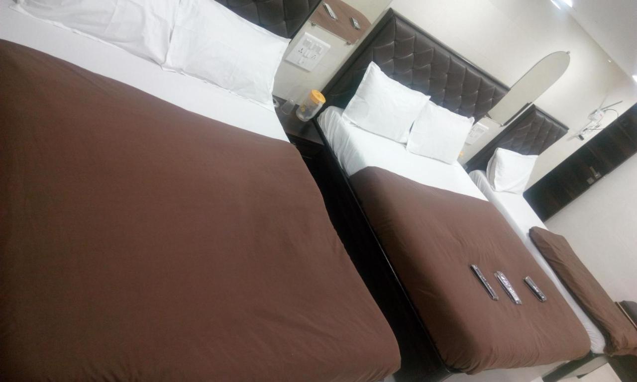 Hotel Qamar Мумбаї Екстер'єр фото
